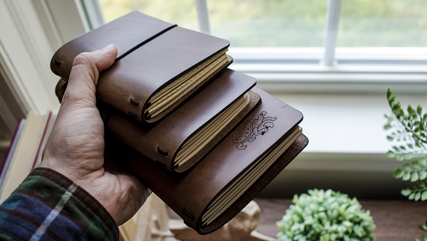 make-a-midori-style-diy-leather-notebook-cover-free-pattern